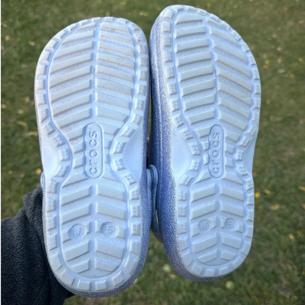 CROCS KIDS CLASSIC LINED‎ FROSTED GLITTER CLOGS Size J 5